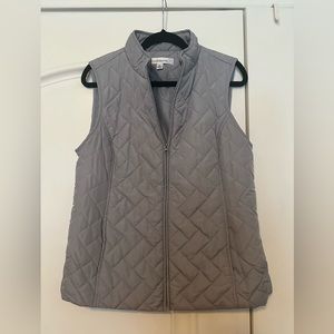 Gray Women’s Croft & Barrow Quilted Vest, size medium